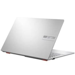 Asus VivoBook Go 15 E1504GA-NJ546W 15-inch (2022) - Core i3-N305 - 8GB - SSD 512 GB QWERTY - Espanhol