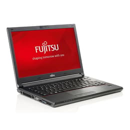 Fujitsu LifeBook E546 14-inch (2017) - Core i5-6300U - 16GB - SSD 256 GB QWERTY - Português