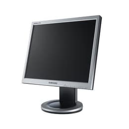 17-inch Samsung SyncMaster 740N 1280 x 1024 LCD Monitor Cinzento