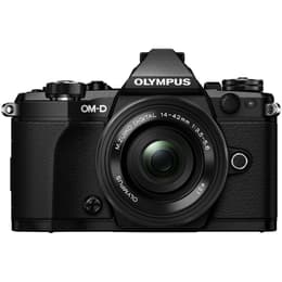 OM-D E-M5 - Preto + Olympus M.Zuiko Digital ED 14-42mm f/3.5-5.6 EZ f/3.5-5.6