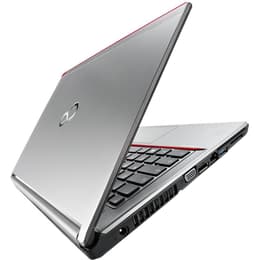 Fujitsu LifeBook E736 13-inch (2016) - Core i5-6300U - 8GB - SSD 256 GB AZERTY - Francês