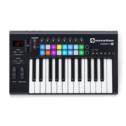Novation Launchkey 25 MK2 Instrumentos Musicais