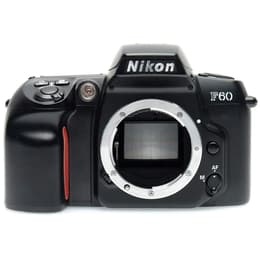 Reflexo F60 - Preto + Nikon Nikon AF Nikkor 75-240mm f/4.5-5.6D f/4.5-5.6