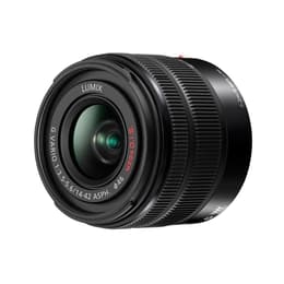 Lumix DMC-G7K - Preto + Panasonic Lumix G Vario 14-42mm f/3.5-5.6 II ASPH Mega OIS f/3.5-5.6