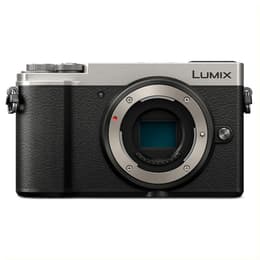 Lumix GX9 - Preto/Prateado + Panasonic Lumix G Vario 12-32 mm f/3.5-5.6 Asph. Mega O.I.S + G Vario 35-100 mm f/4.0-5.6 Asph. Mega O.I.S + G 25 mm f/1.7 Asph f/3.5-5.6 + f/4.0-5.6 + f/1.7